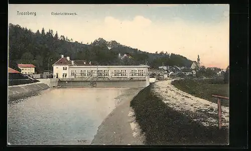 AK Trostberg, Blick auf das Elektrizitätswerk mit Stauwehr