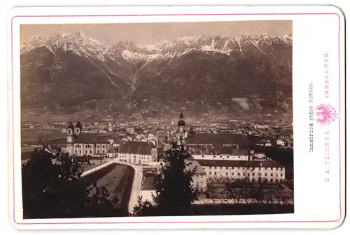 Fotografie C. A. Czichna, Innsbruck, Ansicht Innsbruck, Blick auf die Stadt gegen Norden mit Alpenpanorama