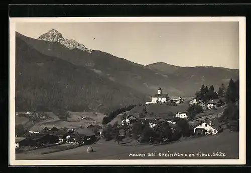 AK Mauern b. Steinach, Kirche auf Hügel mit dahinterliegender Berglandschaft