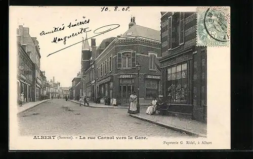 AK Albert, La Rue Carnot vers la Gare