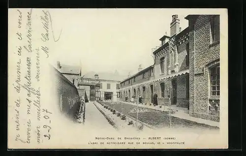 AK Albert, L`Abri de Notre-Dame Rue de Boulan