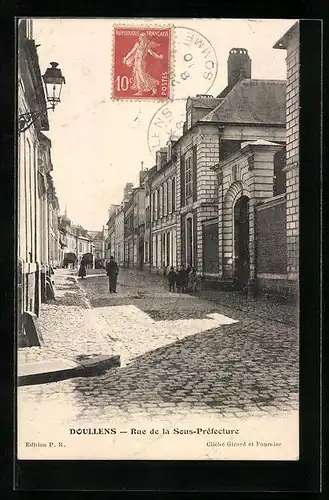 AK Doullens, Rue de la Sous-Préfecture