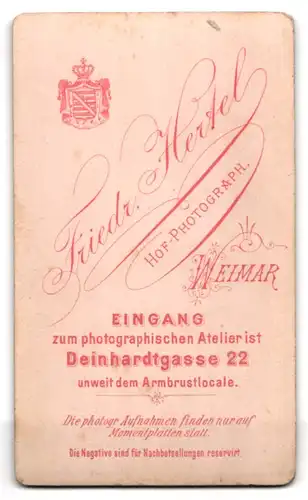 Fotografie Atelier F. Hertel, Weimar, Deinhardtgasse 22, Uffz. in Uniform