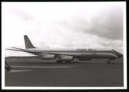 Fotografie Flugzeug Douglas DC-8, Passagierflugzeug Okada Air, Kennung 5N-AON