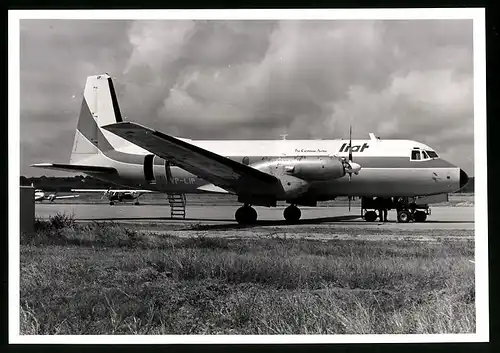 Fotografie Flugzeug, Niederdecker Passagierflugzeug der Liat, Kennung VP-LIP