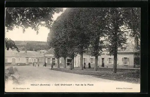 AK Heilly, Café Dhérissart, Vue de la Place