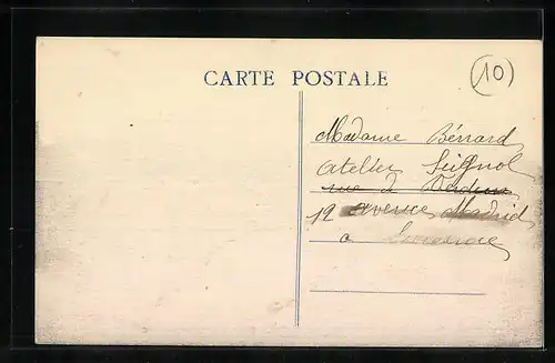 AK Fouilloy, La Place de la République