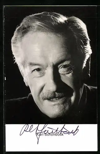 AK Schauspieler Karl Schönböck im Portrait, Autograph