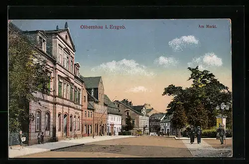 AK Olbernhau i. Erzgeb., Strassenpartie am Markt mit Apotheke