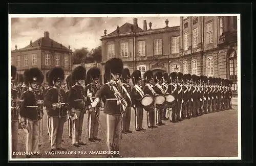 AK Kobenhavn, Vagtparaden paa Amalienborg