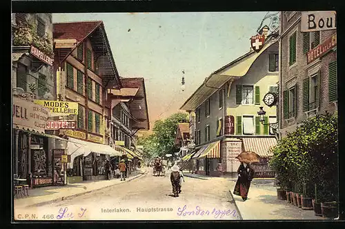AK Interlaken, Passanten in der Hauptstrasse