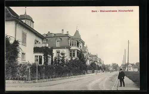 AK Bern, Spaziergänger an der Steinerstrasse