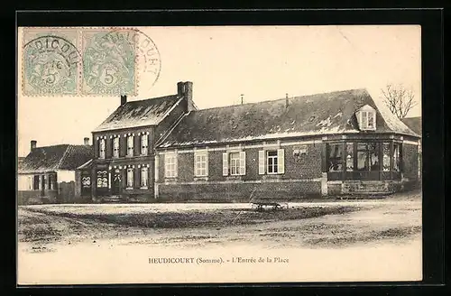 AK Heudicourt, L`Entrée de la Place
