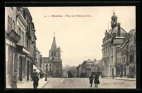 AK Montdidier, Place de l`Hôtel-de-Ville