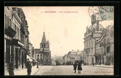 AK Montdidier, Place de l`Hôtel-de-Ville