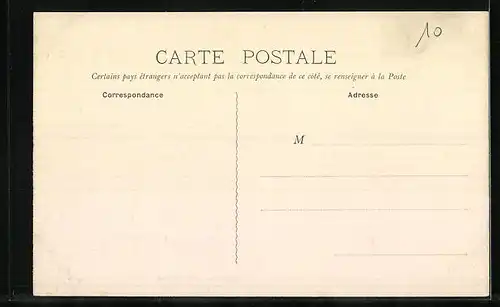 AK Montdidier, La Rue Armand de Vienne et l`Hospice