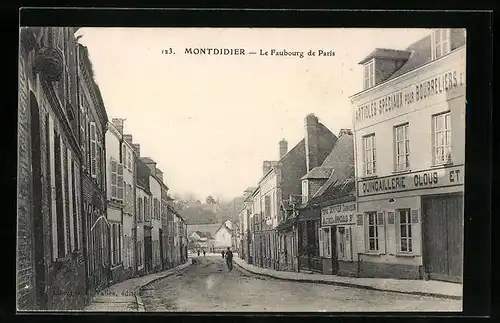 AK Montdidier, Le Faubourg de Paris