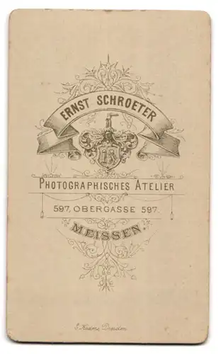 Fotografie E. Schroeter, Meissen, Obergasse 597, Bub im Anzug