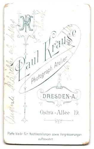 Fotografie Paul Krause, Dresden, Ostra-Allee 19, Auguste Röschke im Puffärmelkleid mit strenger Frisur