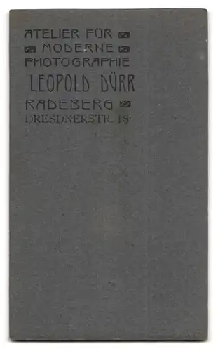 Fotografie Leopold Dürr, Radeberg, Dresdnerstr. 18, Hübsch gekleidete Dame mit Herzkette