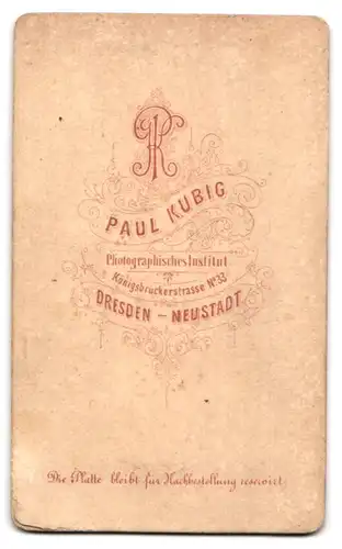 Fotografie Paul Kubig, Dresden-Neustadt, Königsbrückerstrasse 33, Junger Herr im Anzug mit Fliege