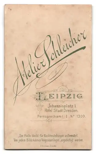 Fotografie E. Schleicher, Leipzig, Junge Dame mit zurückgebundenem Haar