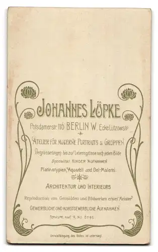 Fotografie Johannes Lüpke, Berlin, Potsdamerstrasse 116, Stattlicher Herr mit Zwirbelbart und Anzug