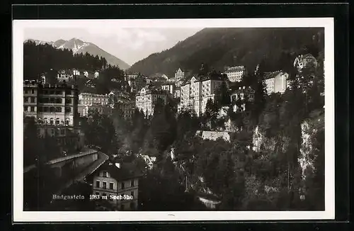 AK Badgastein, Ortspartie mit Gebirge