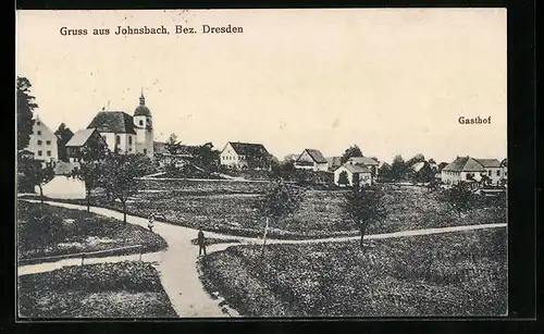 AK Johnsbach /Bez. Dresden, Ortsansicht mit Gasthof und Kirche