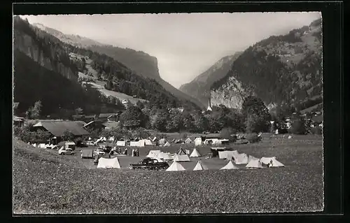 AK Lauterbrunnen, Campingplatz mit Bergen