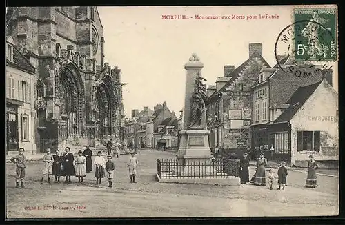 AK Moreuil, Monument aux Morts pour la Patrie