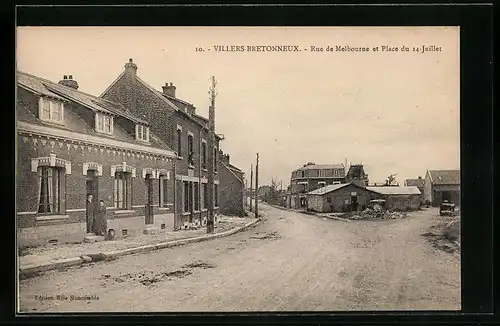 AK Villers-Bretonneux, Rue de Melbourne et Place du 14-Juillet