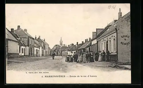 AK Harbonnières, Entrée de la rue d`Amiens