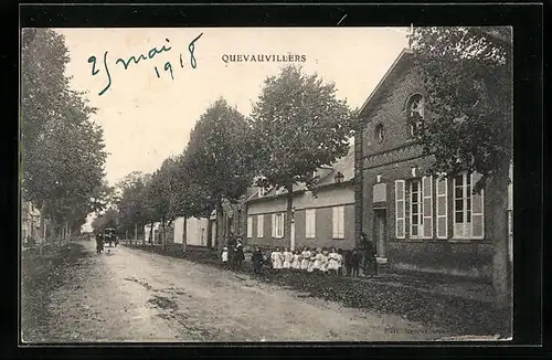 AK Quevauvillers, Une rue, Strassenpartie