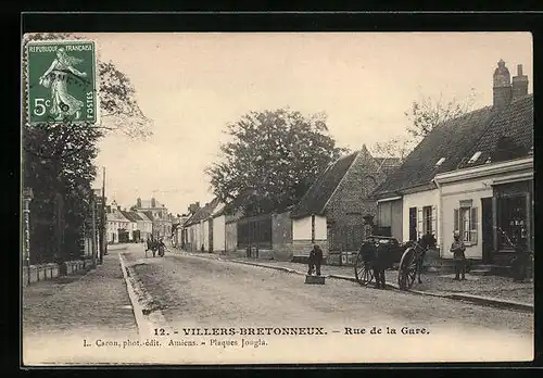 AK Villers-Bretonneux, Rue de la Gare, Strassenpartie