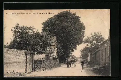 AK Bovelles. Une Rue du Village