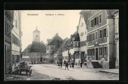 AK Windsbach, Marktplatz mit Rathaus