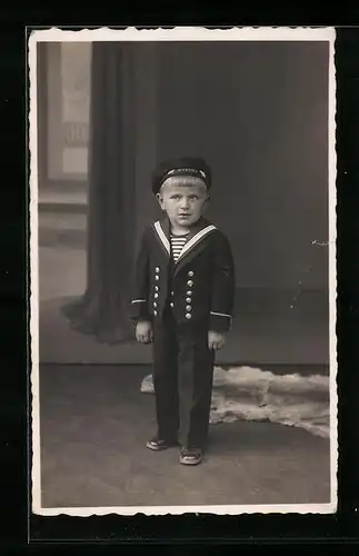 AK Kinder Kriegspropaganda, Junge in Uniform eines Matrosen