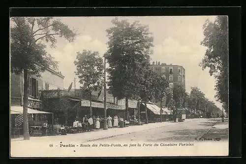 AK Pantin, Route des Petits-Ponts, en face la Porte du Cimetière Parisien