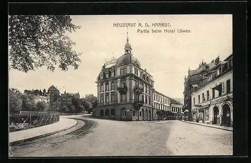 AK Neustadt a. d. Haardt, Partie beim Hotel Löwen