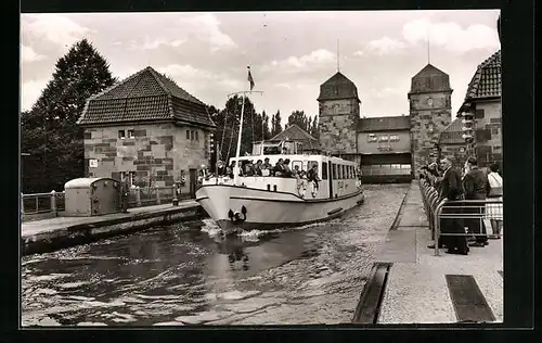 AK Minden in Westfalen, Schachtschleuse zwischen Mittellandkanal und Weser