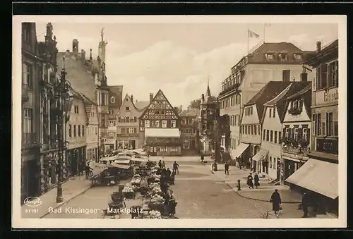 AK Bad Kissingen, Marktpaltz mit Geschäften und Markt