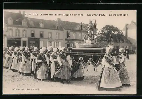 AK Le Portel, La Procession
