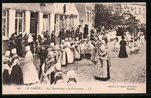 AK Le Portel, Les Porteloises à la Procession