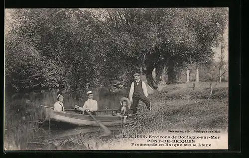 AK Pont-de-Briques, Promenade en Barque sur la Liane