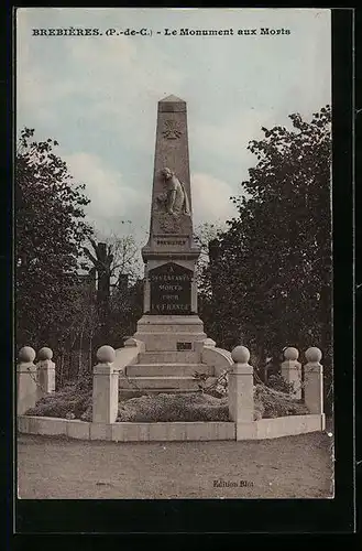 AK Brebières, Le Monument aux Morts