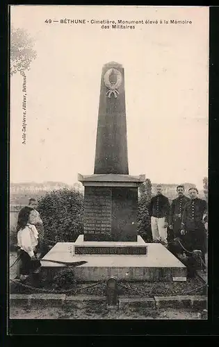 AK Bèthune, Cimetière, Monument èlevè à la Mèmoire des Militaires