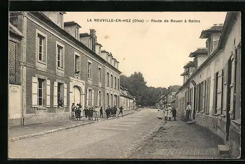 AK La Neuville-en-Hez, Route de Rouen à Reims