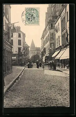 AK Beauvais, La rue Saint-Pierre