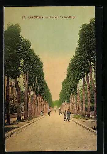 AK Beauvais, Avenue Victor-Hugo